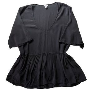 Nordstroms BP Flowy Peplum Style Blouse Size Medium Black